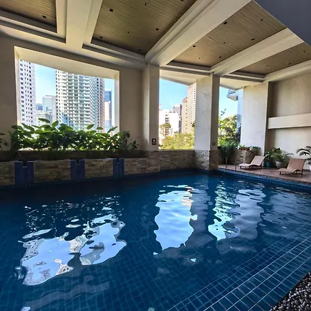 Isla Room By Lakbay Urban Living Makati