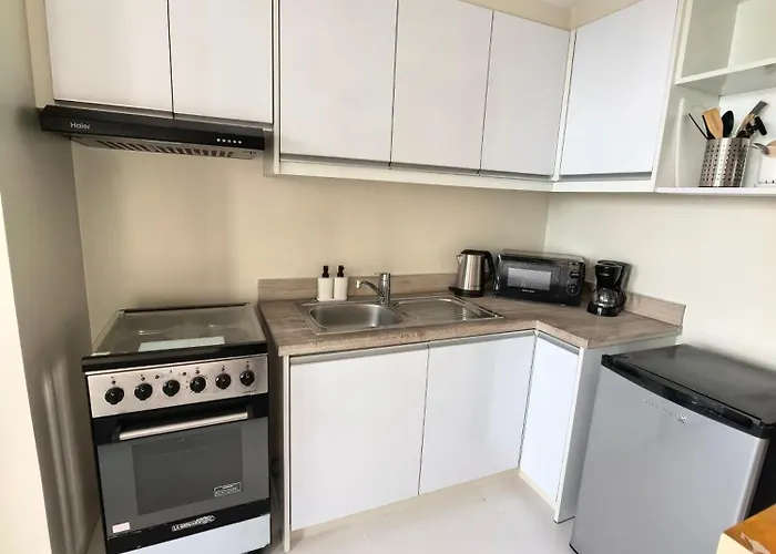 Aparthotel Isla By Lakbay Urban Living Makati 3*