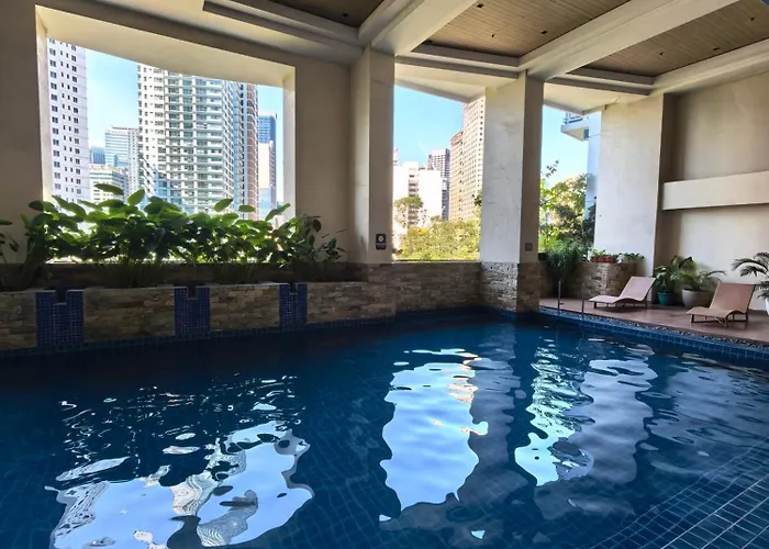 Isla By Lakbay Urban Living Makati Aparthotel